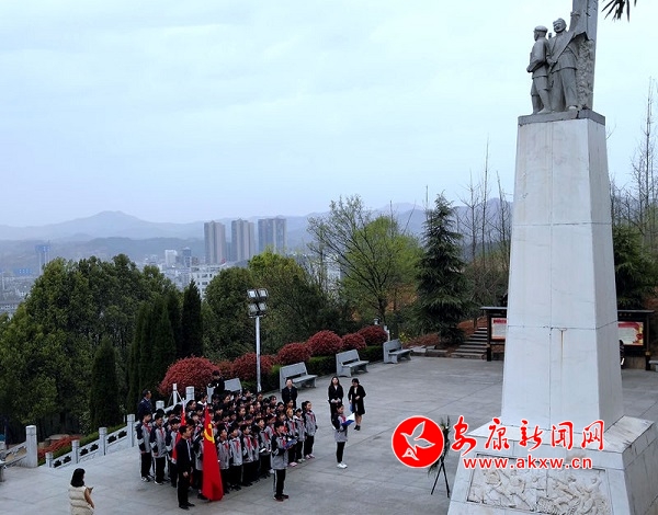 現(xiàn)場遠景.jpg