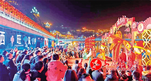 文化中國(guó)行 | 嵐皋縣嵐河夜畫(huà)光影燈會(huì)暨水岸大集